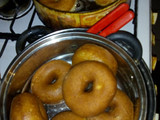 Donas bañadas en chocolate