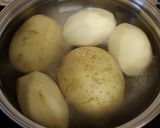 Foto del paso 1 de la receta: Patatas machacadas al horno