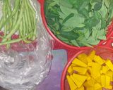 Foto langkah ke 1 dari resep Santan Katuk labu siam dan buncis.