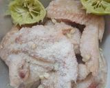 Foto langkah ke 1 dari resep Ayam Goreng Mentega.
