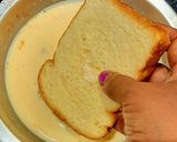 A picture of step 2 of French toast 😋.
