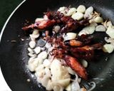 Foto langkah ke 2 dari resep Asam Pija Cumi Asin.