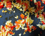 Foto del paso 2 de la receta: Alubias con pollo adobado