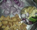 A picture of step 2 of Kathal do pyaza.