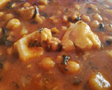 Foto del paso 6 de la receta: Potaje de garbanzos con bacalao y espinacas