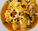 Foto langkah ke 3 dari resep Seafood saus padang.