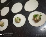 A picture of step 6 of Matar /green peas sauce in cheese ravioli.