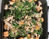 Foto langkah ke 6 dari resep Tumis bayam tauge untuk diet.