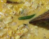 A picture of step 5 of Vada curry.