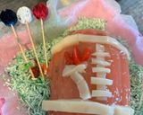 A picture of step 4 of Jelly Football 🏈🏉.