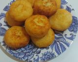 Foto del paso 4 de la receta: Buñuelos de Mandioca (Yuca) con queso