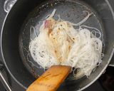 A picture of step 4 of Asian Style Grilled pork chops with vermicelli noodles 🍜.
