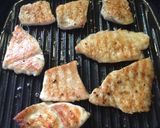 Fűszeres grapefruitos almaszósszal nyakon öntött grillezett csirkemell recept fázis 3 fotója