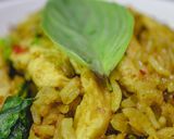 รูปขั้นตอนการทำที่ 25 ของ ข้าวผัดแกงเขียวหวาน ไก่ อาหารไทย เมนูผัด วิธีทำง่ายๆ