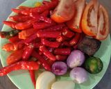 Foto langkah ke 2 dari resep Sambel Ikan Panggang (Iwak Pe).