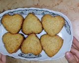A picture of step 5 of Basbousa Cupcakes.