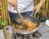 รูปขั้นตอนการทำที่ 19 ของ ข้าวผัดต้มยำ กุ้ง อร่อยซี้ดซ้าดถึงใจ