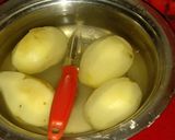 A picture of step 1 of Aloo ka parantha.