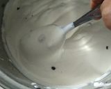 Foto langkah ke 2 dari resep Es Krim Pondan Magic Choco Chips.
