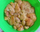 Hình bước làm 2 của món Trứng cá sặc kho tiêu