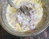 A picture of step 3 of Maggi Appe.
