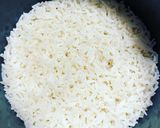 Une image de l'étape 2 de Rougail de crevettes / riz.