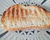 Foto del paso 2 de la receta: Tosta de huevo, chorizo y queso