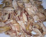 A picture of step 2 of Desi chicken clear soup.