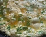 A picture of step 2 of Bread Omelette Pizza.