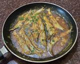 কাজুলি/বাঁশপাতা মাছের তেল ঝাল(kajuli/baspata  macher tel jhal recipe in Bengali) রেসিপির ধাপ 7 ছবি