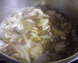 Hình bước làm 1 của món Canh dưa chua nấu bò