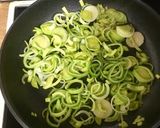 Foto del paso 2 de la receta: Quiche de calabacín y lacón