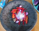 Foto langkah ke 2 dari resep 643. Terong Bakar Sambal Kuah Santan.