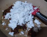 Foto langkah ke 4 dari resep Bumbu Urap Kelapa (Tumis).