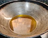 A picture of step 2 of Dhaba style palak paneer.