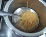 शेवयांची खीर (shewayanchi kheer recipe in marathi) रेसिपी स्टेप 1 फोटो 