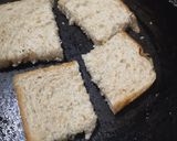A picture of step 1 of Schezwan bread pockets.