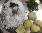 A picture of step 1 of Sabudana Tikki / Cutlet.