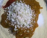 A picture of step 2 of Leftover dal makai roti.