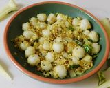 A picture of step 5 of Dumplings for Ganesh (mothak in Sanskrit, kozhukattai in tamil).