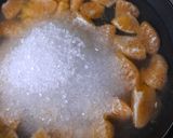 A picture of step 3 of Orange Jelly with Vanilla Custard.