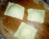 A picture of step 4 of Puff pastry Beef box.