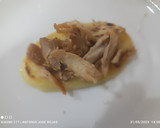 Foto del paso 11 de la receta: Milhojas de patatas con pollo 🐓 al horno y vino en reducción de su propio jugo