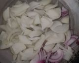 A picture of step 7 of Cassava in Spices.
