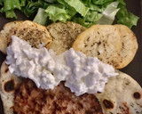 Foto del paso 7 de la receta: Hamburguesa con pan casero y patatas especiadas al horno