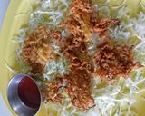 A picture of step 3 of Cabbage pakori.