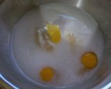 Foto langkah ke 2 dari resep Bolu kukus mekar Santan.
