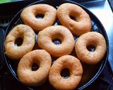 A picture of step 8 of Fluffy Doughnuts.