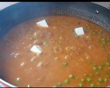 A picture of step 4 of Paneer Matar Gravy.