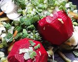 Foto del paso 1 de la receta: Tortilla de vegetales Con puré de zapallo y papas